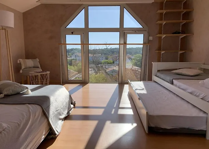 Magnifique T2 Duplex A Avec Terrasse, Wifi, A 100m De La - Fr-1-374-160 *