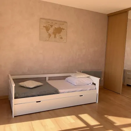 Magnifique T2 Duplex à Avec Terrasse, Wifi, à 100m De La - Fr-1-374-160 Appartement *