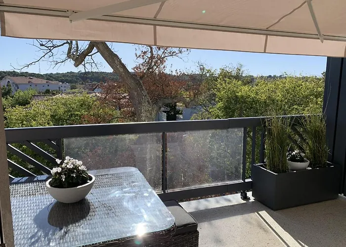 Apartamento Magnifique T2 Duplex A Avec Terrasse, Wifi, A 100m De La - Fr-1-374-160